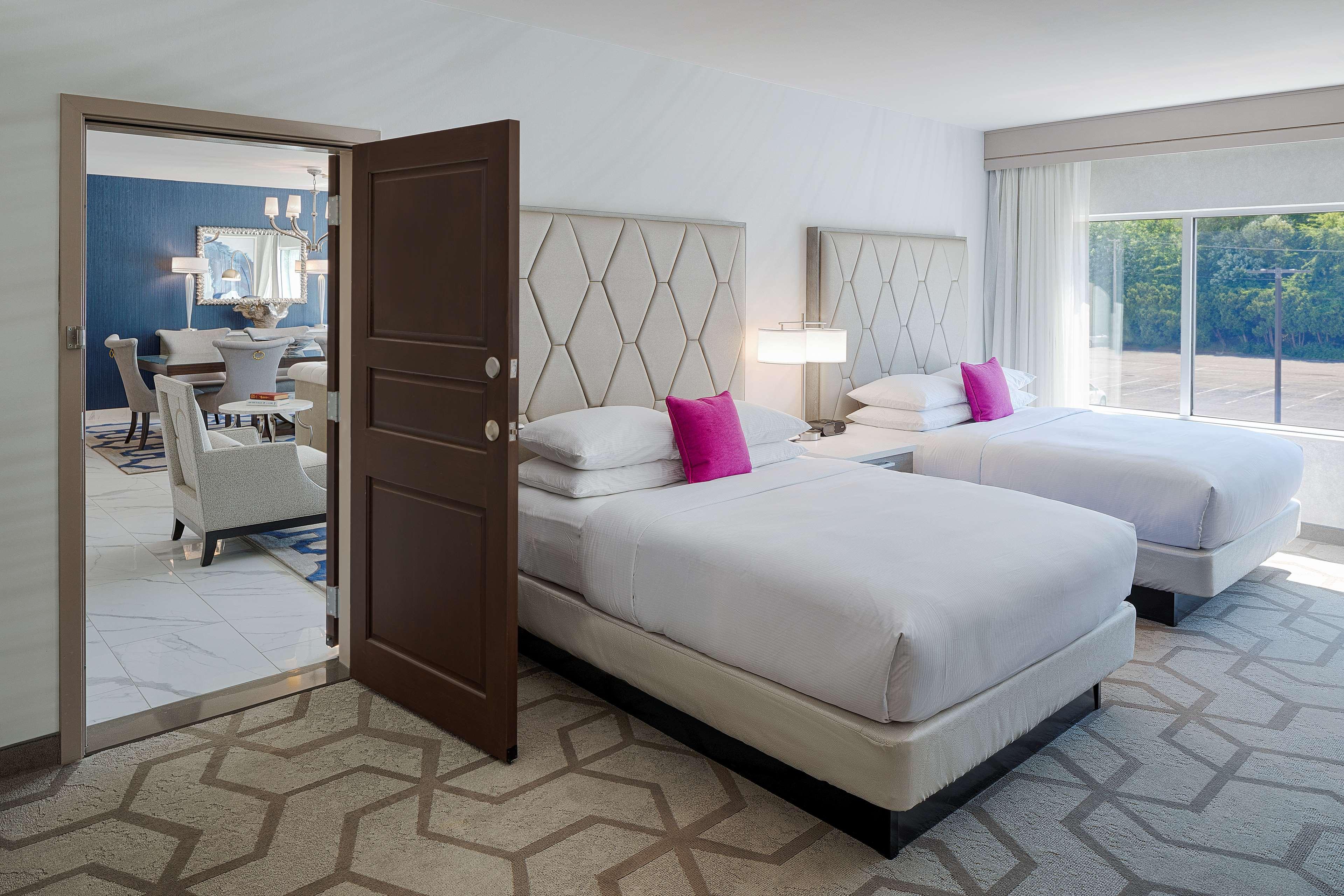 The Kingsley Bloomfield Hills - A Doubletree By Hilton Hotel Exterior foto